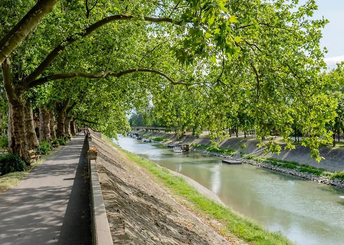 Riverside No2 Lägenhet